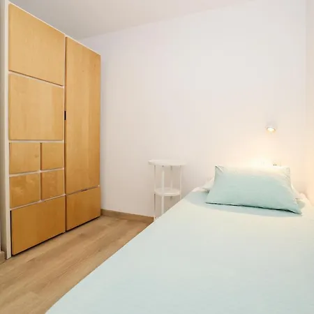 Apartment Cozy Spacious With Terrace With Parking
