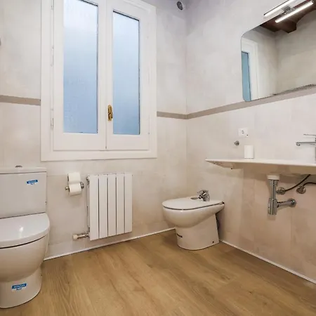 Cozy Spacious With Terrace With Parking *